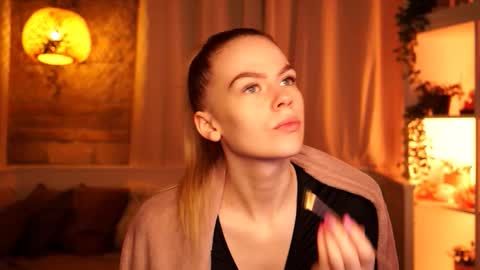 Hanna online show from 16, 12, 2025