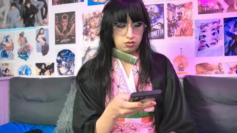 Snapshot of snowblack_ chatting on 25, 9, 2025 Snow and Bubble online show from 25, 9, 2025