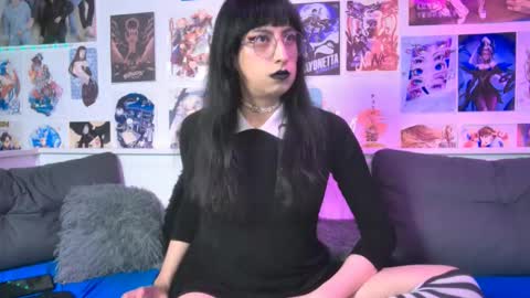 Snapshot of snowblack_ chatting on 28, 10, 2025 Snow and Bubble online show from 28, 10, 2025