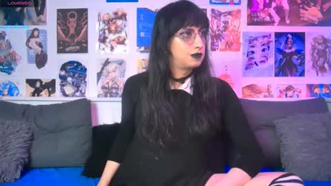 Snapshot of snowblack_ chatting on 1, 11, 2025 Snow and Bubble online show from 1, 11, 2025