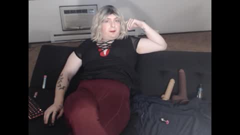 Snapshot of snowbunnytans chatting on 3, 12, 2024 SnowBunnyTessa online show from 3, 12, 2024