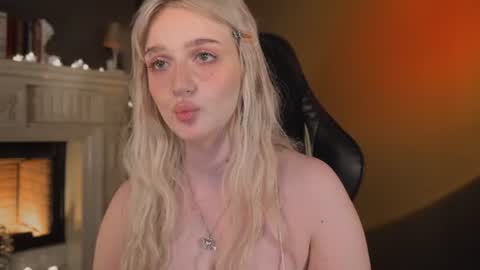Snapshot of snowflakeskitty chatting on 3, 7, 2026 Ellie online show from 3, 7, 2026