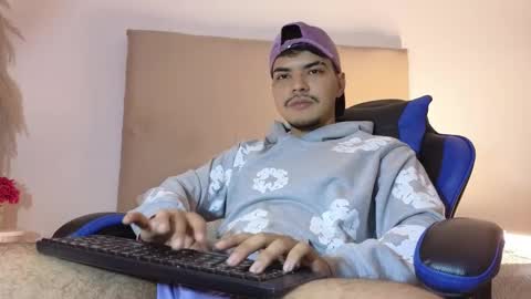 Snow online show from 5, 11, 2025