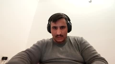 Snapshot of so_love_it chatting on 24, 12, 2024 so_love_it online show from 24, 12, 2024