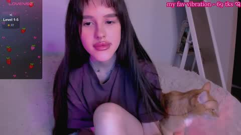  lady sofi green   online show from 5, 1, 2025