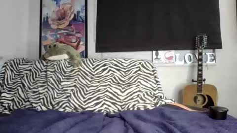 Snapshot of sofaking9 chatting on 1, 11, 2025 MicroAngelo online show from 1, 11, 2025