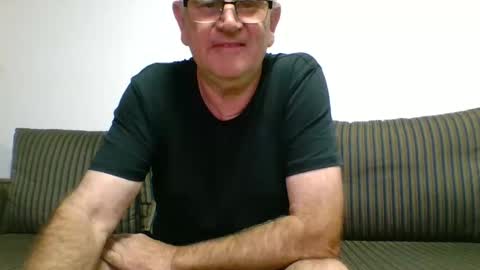 Snapshot of sofar06 chatting on 8, 1, 2025 sofar06 online show from 8, 1, 2025