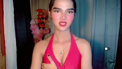 Snapshot of soffy_seductivexx chatting on 5, 2, 2026 open for pvt online show from 5, 2, 2026