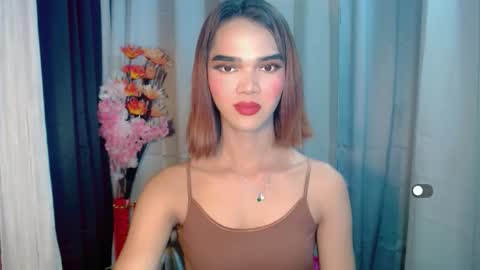 Snapshot of soffy_seductivexx chatting on 7, 2, 2026 open for pvt online show from 7, 2, 2026