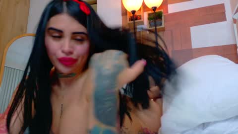 Snapshot of sofhia_cruz chatting on 2, 2, 2025 sofhia cruz online show from 2, 2, 2025