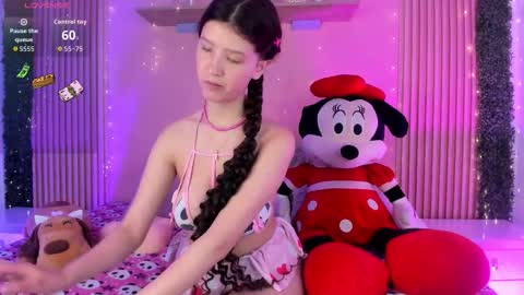 sofi_cuttie online show from 18, 12, 2025