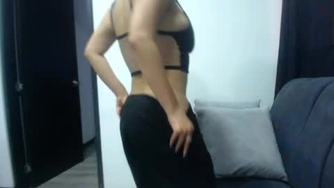 Snapshot of sofi_hot_4m chatting on 1, 5, 2026 Sofi online show from 1, 5, 2026