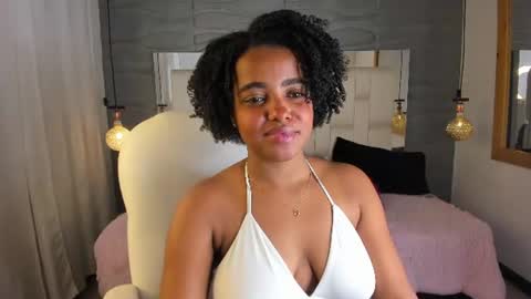 Snapshot of sofi_skype chatting on 4, 8, 2026 Sofi online show from 4, 8, 2026
