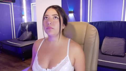 Snapshot of sofi_sweet09 chatting on 7, 4, 2026 Susy online show from 7, 4, 2026