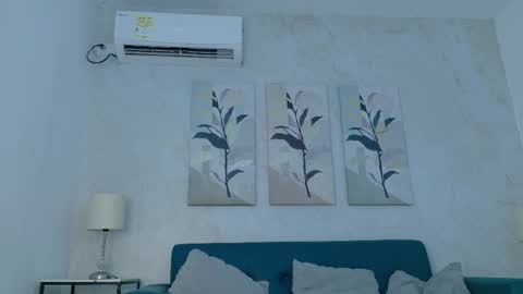 Snapshot of sofia_laverde chatting on 6, 4, 2026 Sofi online show from 6, 4, 2026