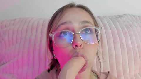     online show from 9, 2, 2025