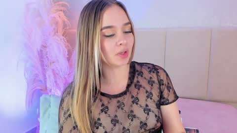 SOFIA PAMELA online show from 15, 1, 2025