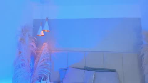 SOFIA PAMELA online show from 28, 2, 2025