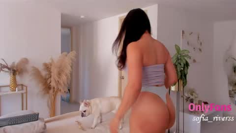 Snapshot of sofia_rivers_ chatting on 4, 5, 2026 sofia_rivers_ online show from 4, 5, 2026