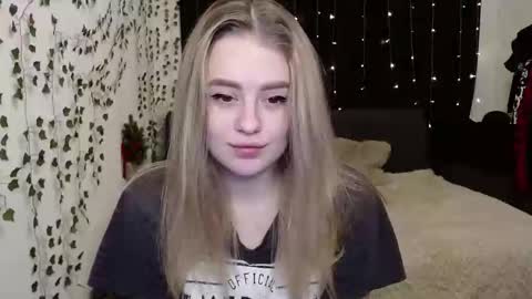sofia_rosemary online show from 28, 1, 2025