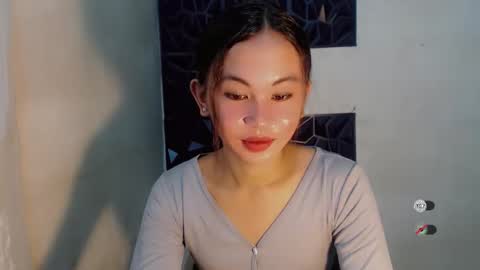 sofia_sweetheart18 online show from 6, 11, 2025