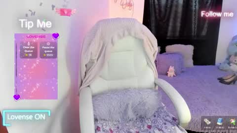 Snapshot of sofia_thomson_t chatting on 20, 9, 2025 Sofia Thomson online show from 20, 9, 2025