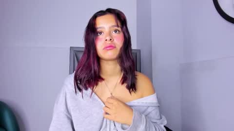 Sofa online show from 20, 9, 2025