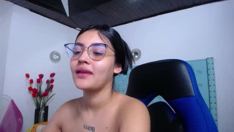 Sofia online show from 4, 3, 2026