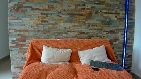 sofiablossom22 online show from 5, 2, 2025