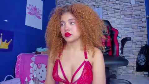 Snapshot of sofiacastillo01 chatting on 8, 2, 2025 sofiacastillo01 online show from 8, 2, 2025