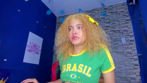Snapshot of sofiacastillo01 chatting on 14, 2, 2025 sofiacastillo01 online show from 14, 2, 2025