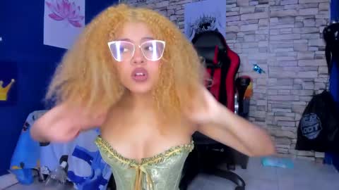 Snapshot of sofiacastillo01 chatting on 15, 2, 2025 sofiacastillo01 online show from 15, 2, 2025