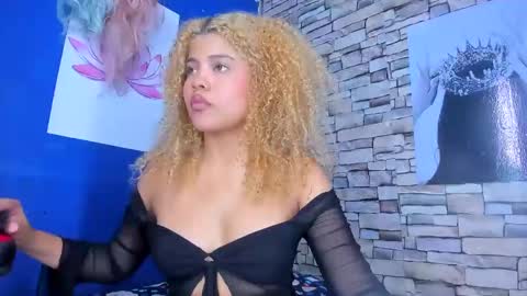 Snapshot of sofiacastillo01 chatting on 10, 3, 2025 sofiacastillo01 online show from 10, 3, 2025