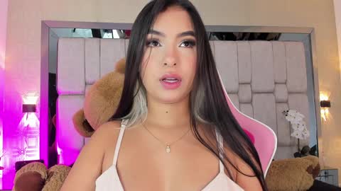 Snapshot of sofiacortez chatting on 1, 2, 2025 Sofia online show from 1, 2, 2025
