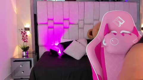 Snapshot of sofiacortez chatting on 1, 3, 2025 Sofia online show from 1, 3, 2025