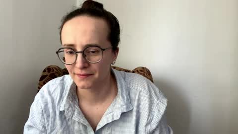 Snapshot of sofianicegirl chatting on 2, 4, 2026 Sofia online show from 2, 4, 2026