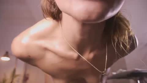 Snapshot of sofiarios04 chatting on 22, 6, 2026 Sofia online show from 22, 6, 2026