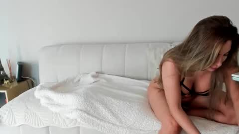 SOFIA   online show from 6, 10, 2025