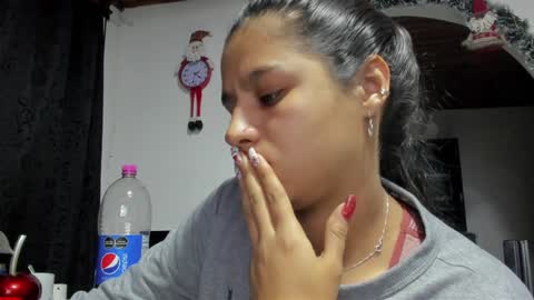 Snapshot of sofiaxmiller chatting on 10, 12, 2024 Danna Sofia online show from 10, 12, 2024