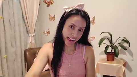 Sofi Bella online show from 11, 10, 2025