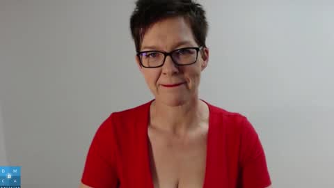 Snapshot of sofie_velvet chatting on 16, 11, 2025 Sofie Velvet online show from 16, 11, 2025