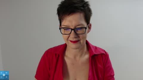 Snapshot of sofie_velvet chatting on 17, 11, 2025 Sofie Velvet online show from 17, 11, 2025