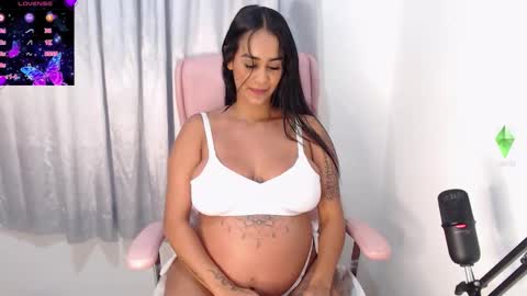 Snapshot of sofierosse_ chatting on 19, 1, 2026 Sofie Rosee online show from 19, 1, 2026