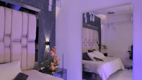 Snapshot of sofiewild_ chatting on 31, 10, 2025 sofie online show from 31, 10, 2025