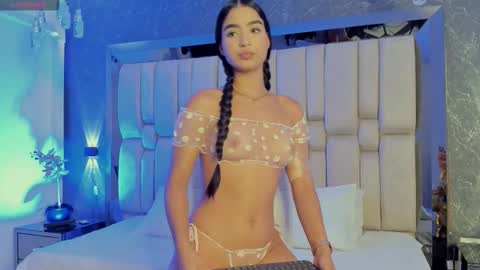 Snapshot of sofiewild_ chatting on 26, 3, 2026 sofie online show from 26, 3, 2026