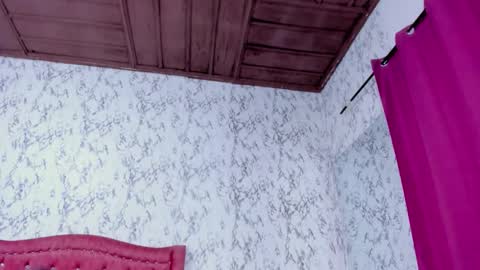 Snapshot of sofifoox chatting on 22, 10, 2025 Sofi online show from 22, 10, 2025