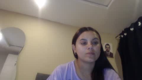 Snapshot of sofigarcia17 chatting on 3, 3, 2026 sofi online show from 3, 3, 2026