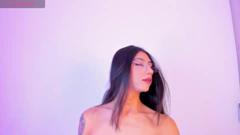 Sofi online show from 25, 11, 2025