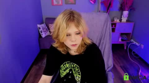 softflame online show from 24, 11, 2025