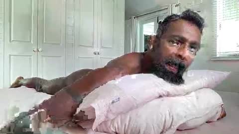 Snapshot of softgrind chatting on 27, 4, 2026 softgrind online show from 27, 4, 2026